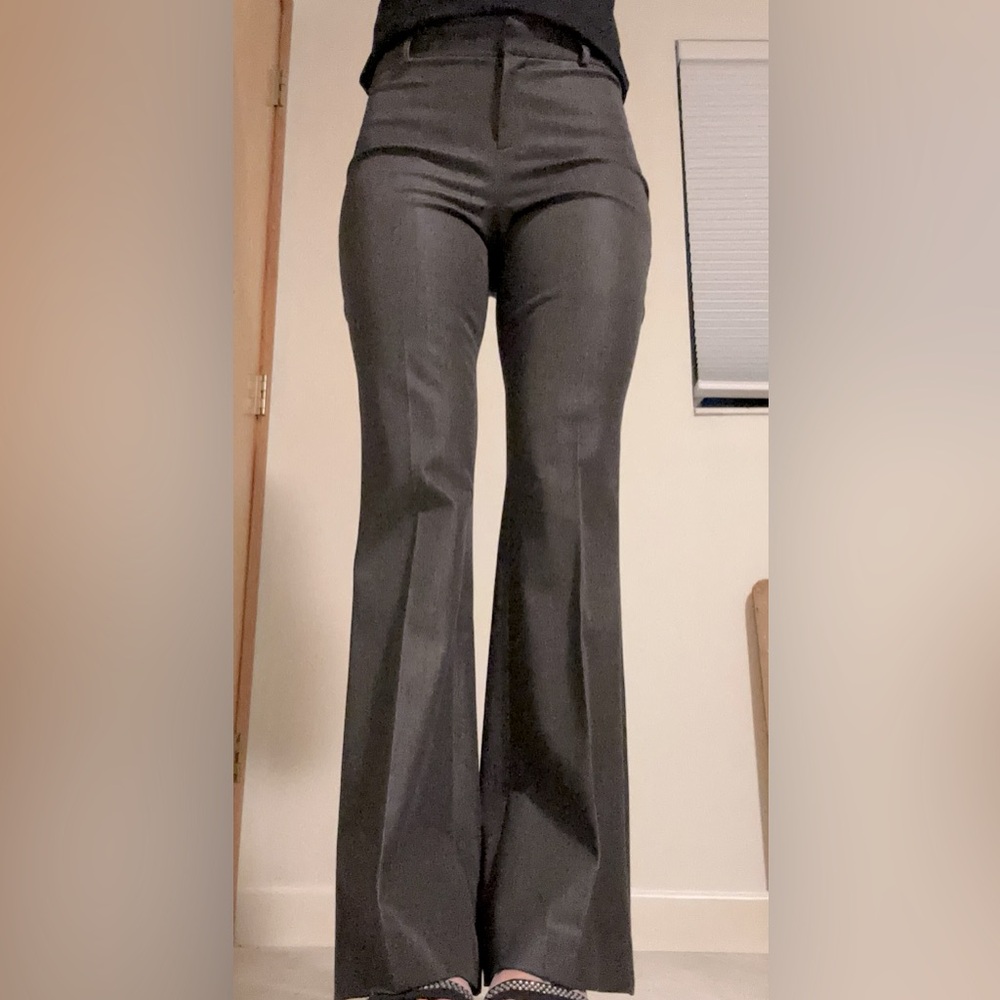 Tahari size 2 slacks like new boot cut gorgeous